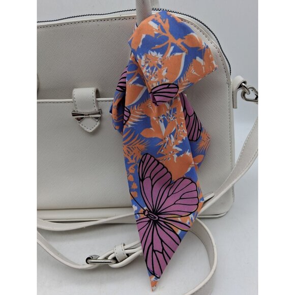 Betsey Johnson White w/ Butterfly Scarf Handbag Purse Handles & Strap Zipper - Picture 3 of 15